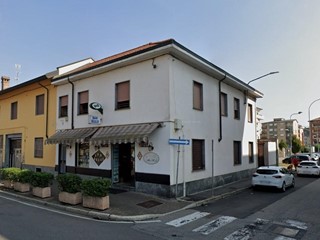 Negozio in Vendita a Magenta, 206'400&euro;, 348 m²