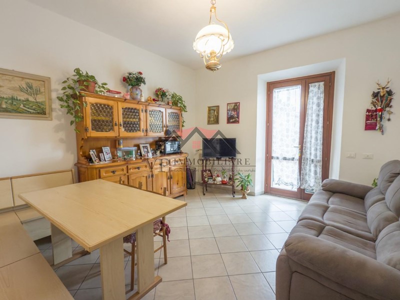 Trilocale in Vendita a Pomarance, zona Montecerboli, 58'000&euro;, 50 m², arredato