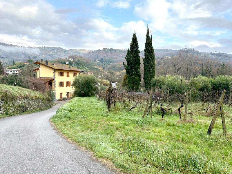Casa di corte in Vendita a Montecatini Terme, zona Nievole, 340'000&euro;, 300 m²