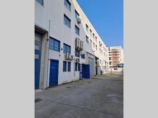 Laboratorio in Vendita a Milano, 120'000&euro;, 165 m²