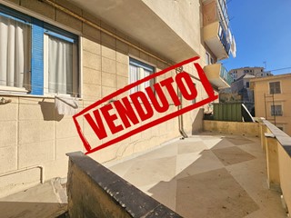 Appartamento in Vendita a Genova, 115'000&euro;, 90 m²
