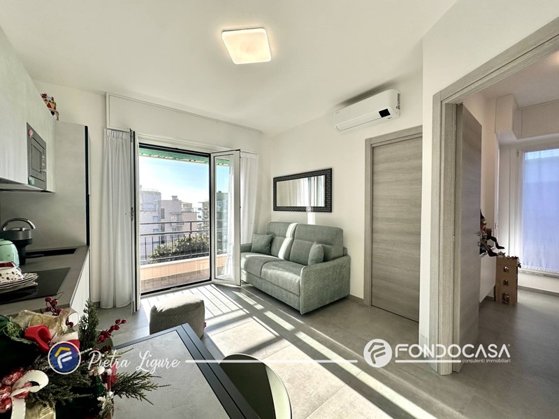 Trilocale in Vendita a Pietra Ligure, 345'000&euro;, 51 m²