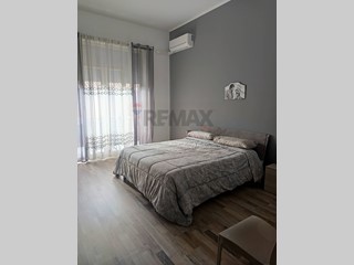 Appartamento in Vendita a Catania, 219'000&euro;, 135 m²