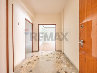 Trilocale in Vendita a Roma, 189'000&euro;, 96 m²