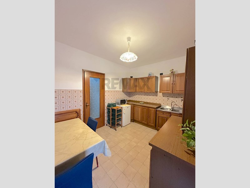 Trilocale in Vendita a Cerano, 64'000&euro;, 60 m²