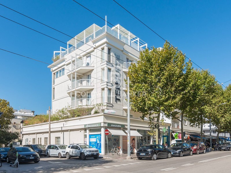 Appartamento in Vendita a Rimini, 5'100'000&euro;, 2391 m²