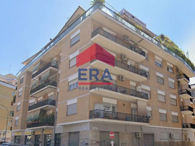 Trilocale in Vendita a Roma, 349'000&euro;, 80 m²