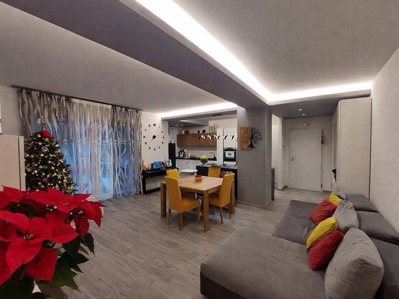 Quadrilocale in Vendita a Bologna, 499'000&euro;, 121 m²