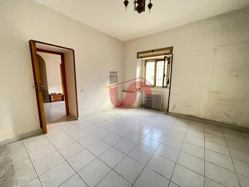 Bilocale in Vendita a Benevento, 25'000&euro;, 36 m²