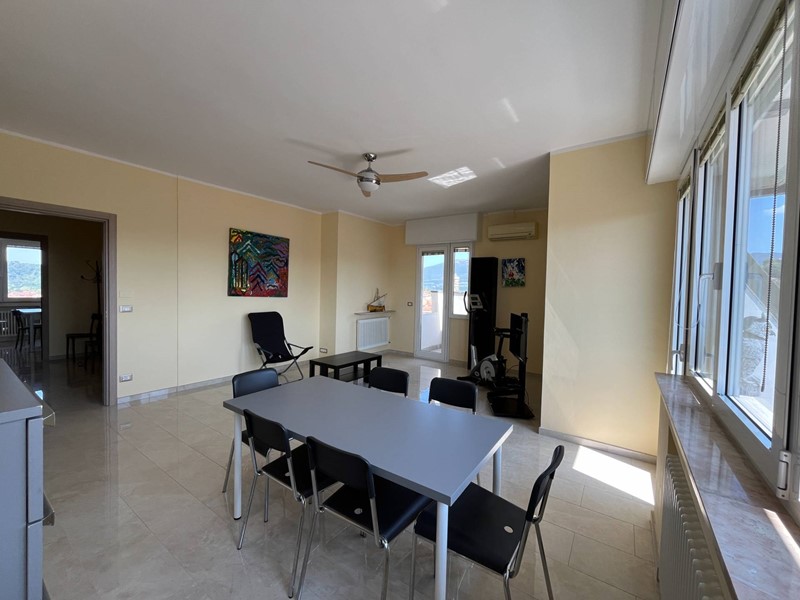 Trilocale in Vendita a Gorizia, 185'000&euro;, 85 m²