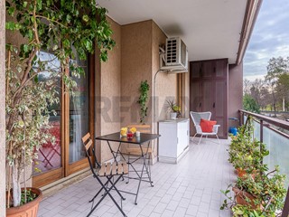 Quadrilocale in Vendita a Roma, 379'000&euro;, 107 m²