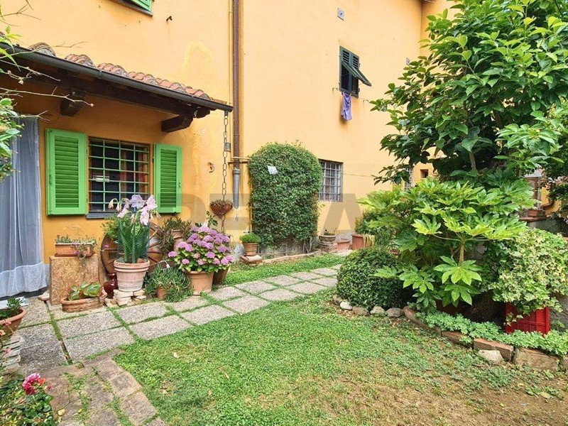 Casa Indipendente in Vendita a Montelupo Fiorentino, 247'000&euro;, 157 m²