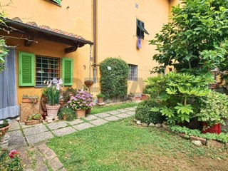 Casa Indipendente in Vendita a Montelupo Fiorentino, 247'000&euro;, 157 m²