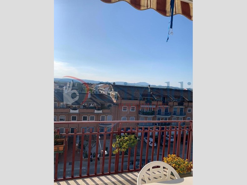 Attico in Vendita a Bastia Umbra, 139'000&euro;, 80 m², con Box