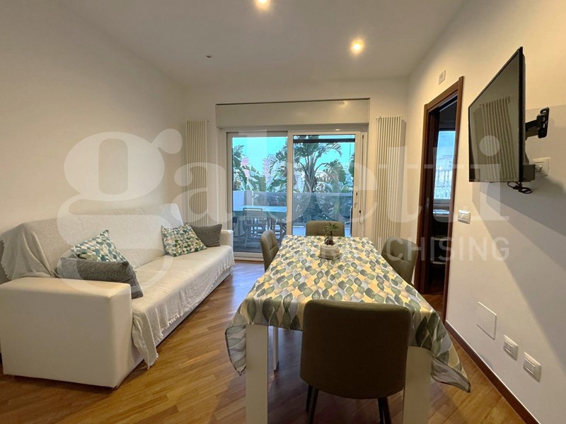 Bilocale in Vendita a Bari, 250'000&euro;, 50 m², arredato