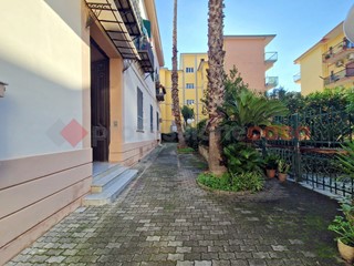 Quadrilocale in Vendita a Portici, 265'000&euro;, 136 m²