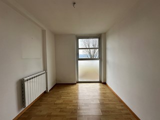 Trilocale in Vendita a Dormelletto, 1'000&euro;, 77 m²