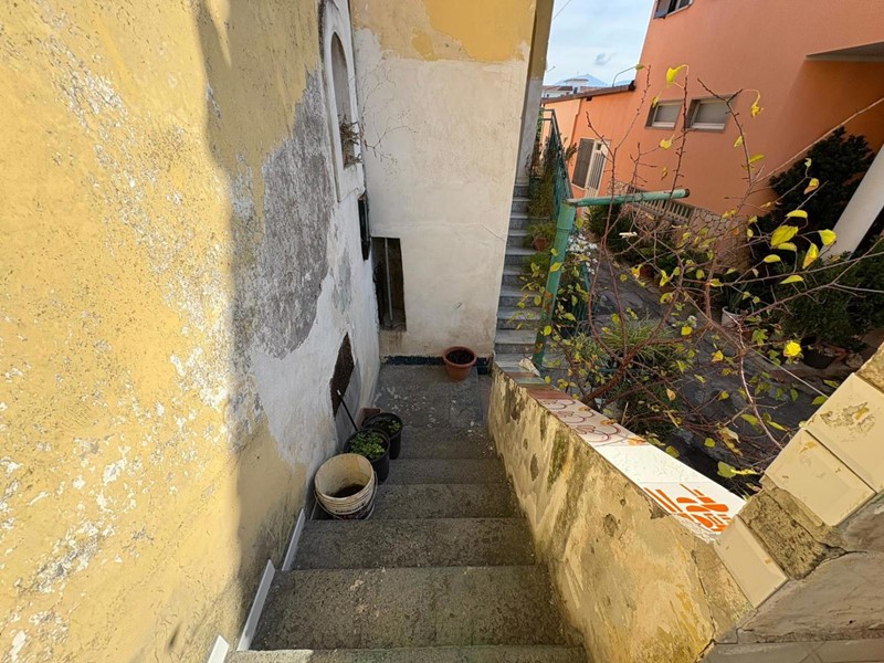 Bilocale in Vendita a Scafati, 60'000&euro;, 110 m²