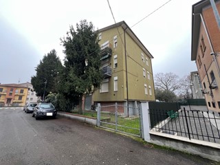 Trilocale in Vendita a Reggio Emilia, zona Villa Verde, 149'000&euro;, 75 m², arredato