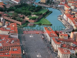 Appartamento in Vendita a Livorno, zona centro storico, 340'000&euro;, 550 m²
