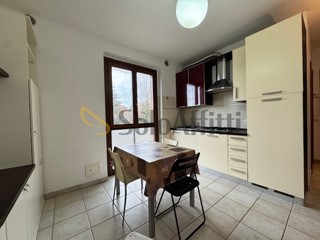 Bilocale in Affitto a Siena, zona Ponte al Bozzone, 650&euro;, 40 m², arredato