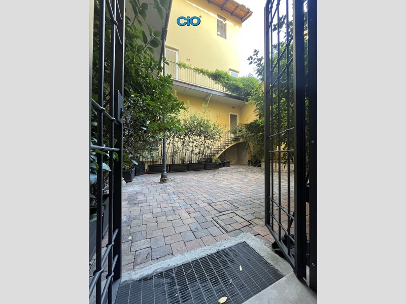 Appartamento in Affitto a Bologna, 2'200&euro;, 175 m²