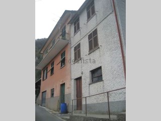Casa Semi Indipendente in Vendita a Coreglia Ligure, zona RAPALLO CHIAVARI, 89'900&euro;, 100 m², arredato