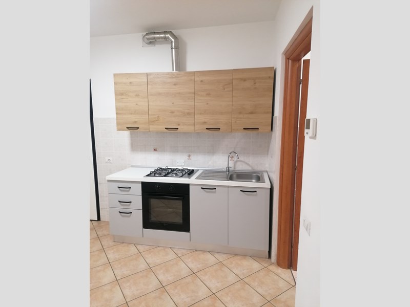 Trilocale in Affitto a Golasecca, zona Semi centro, 550&euro;, 59 m²