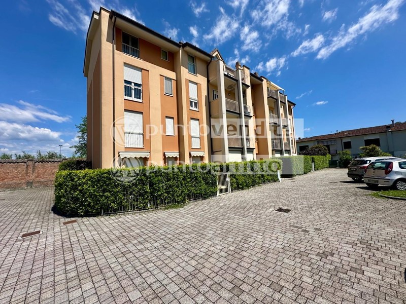 Trilocale in Vendita a Lucca, zona San Concordio Contrada, 185'000&euro;, 65 m²