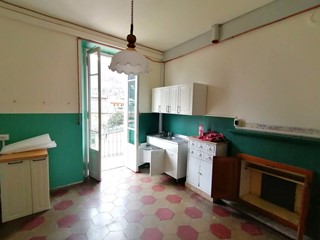 Trilocale in Vendita a Cannobio, 120'000&euro;, 60 m²