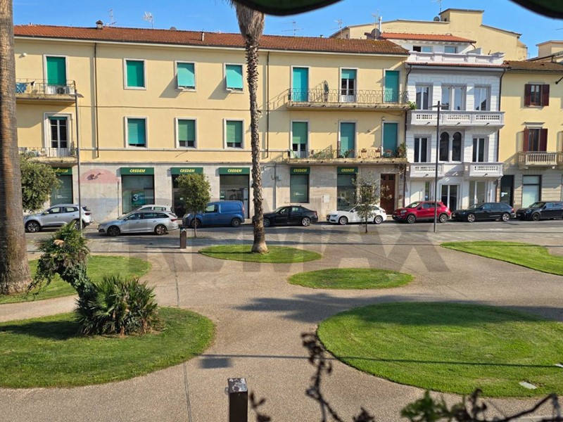 Appartamento in Vendita a Viareggio, 440'000&euro;, 125 m²