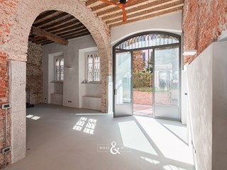 Ufficio in Affitto a Monza, 2'150&euro;, 104 m²