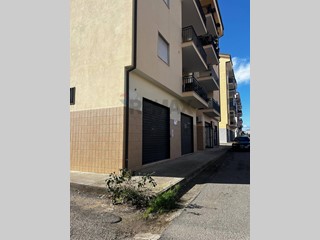 Immobile commerciale in Vendita a Corigliano Rossano, 73'000&euro;, 55 m²