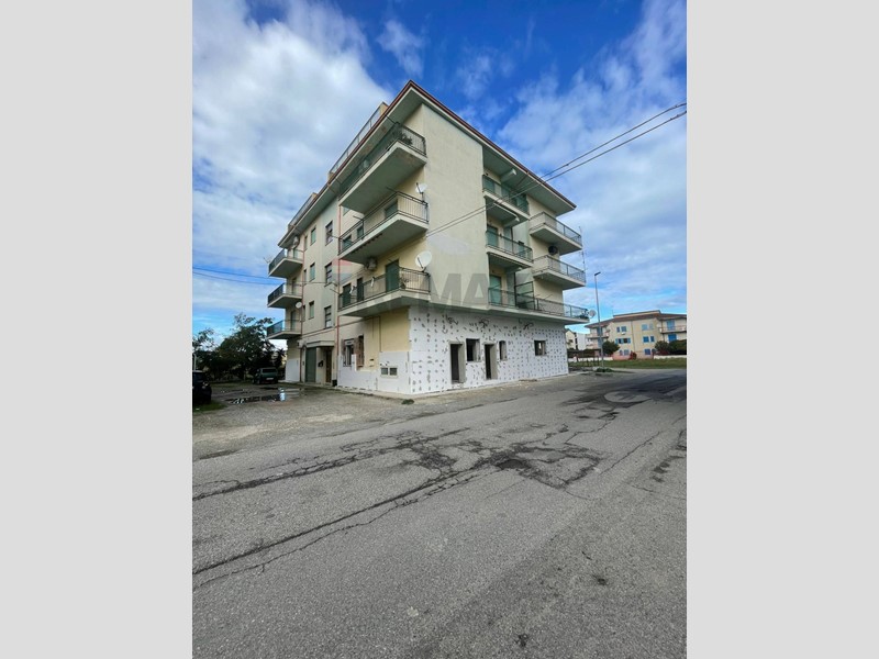 Quadrilocale in Vendita a Corigliano Rossano, 49'000&euro;, 65 m²