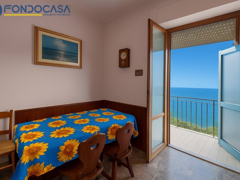 Appartamento in Vendita a Grottammare, 188'000&euro;, 145 m²