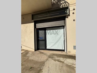 Immobile commerciale in Vendita a Corigliano Rossano, 90'000&euro;, 97 m²