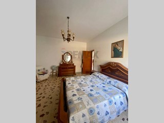 Villa in Vendita a Corigliano Rossano, 180'000&euro;, 250 m²