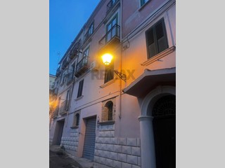 Casa Indipendente in Vendita a Corigliano Rossano, 189'500&euro;, 540 m²