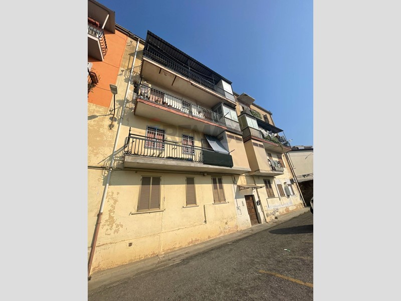 Appartamento in Vendita a Corigliano Rossano, 42'500&euro;, 115 m²