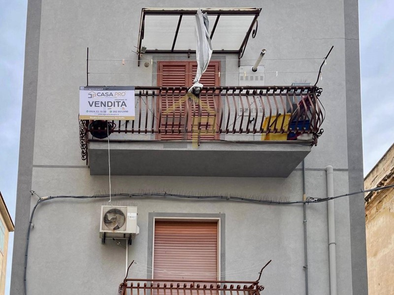 Trilocale in Vendita a Castellammare del Golfo, 165'000&euro;, 66 m²