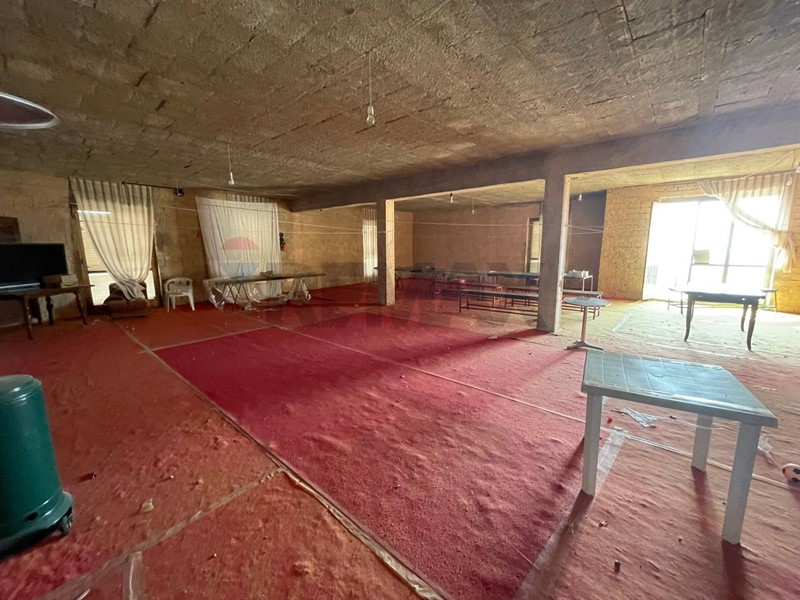 Monolocale in Vendita a San Cosmo Albanese, 40'000&euro;, 188 m²