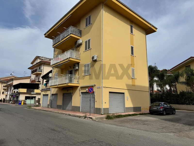 Appartamento in Vendita a Corigliano Rossano, 112'000&euro;, 115 m²