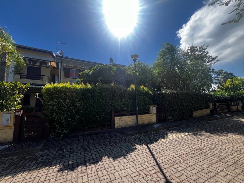 Villetta a schiera in Vendita a Villapiana, 125'000&euro;, 140 m²