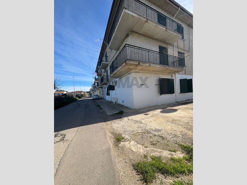 Quadrilocale in Vendita a Corigliano Rossano, 68'000&euro;, 90 m²