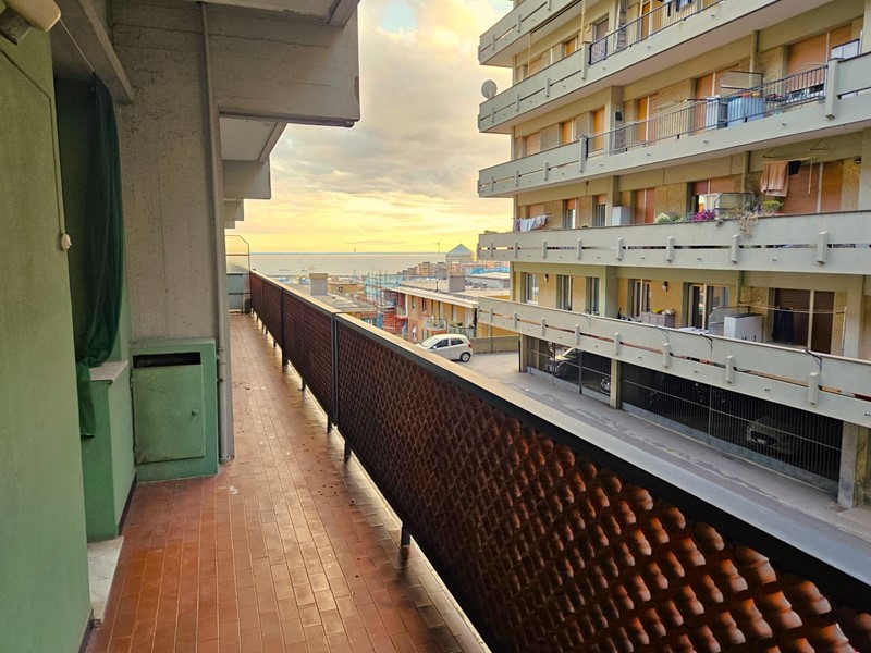 Appartamento in Vendita a Genova, 205'000&euro;, 113 m²