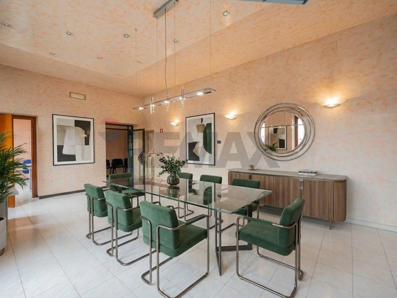 Trilocale in Vendita a Parma, 185'000&euro;, 85 m²