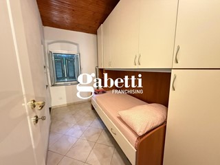 Trilocale in Vendita a Imperia, 140'000&euro;, 44 m²