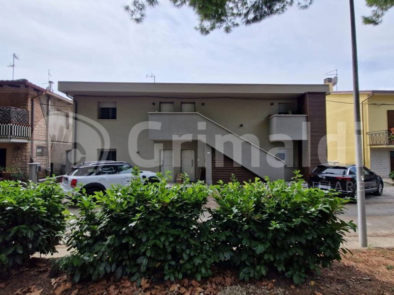 Trilocale in Vendita a Bastia Umbra, 130'000&euro;, 65 m²