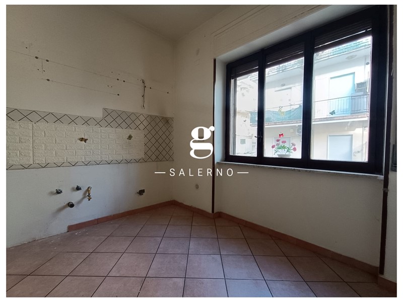 Trilocale in Vendita a Salerno, 285'000&euro;, 108 m²