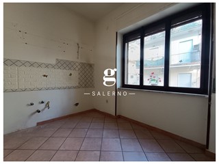 Trilocale in Vendita a Salerno, 285'000&euro;, 108 m²